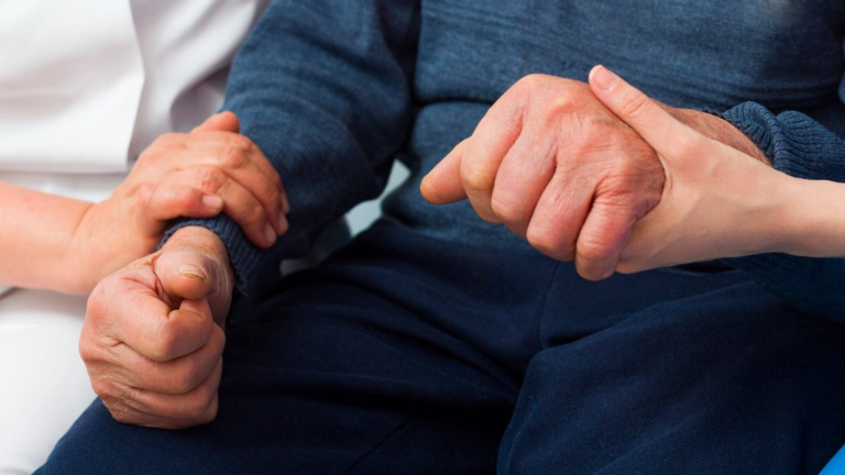 Parkinson Plus Hastaları Ne Kadar Yaşar? Parkinson ve Parkinson Plus Arasındaki Farklar!